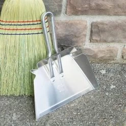 Amaroq Aluminum Stays-Flat Dustpan Lightweight Rust-Proof Aluminum Small 12 1/2" Wide