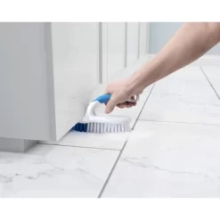 Clorox Medium Scrub Brush -Cleaning Supply Store GUEST 3b45cc70 f414 4fa5 889c 5c46aba92db9