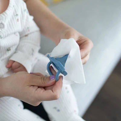 Dr. Brown's Bottle And Pacifier Healthy Wipes - 120ct 12 Dr. Brown's Bottle And Pacifier Healthy Wipes - 120ct - Image 10