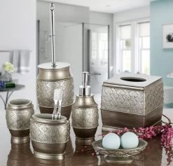 Creative Scents Silver Dublin Toilet Brush With Holder -Cleaning Supply Store GUEST aaac1f17 f94f 482b 959b 02e16d3185fe