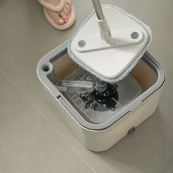 OU Spin Mop With Clean Dirty Water Separation Bucket, 360° Rotating Mop Bucket With Extra Refill Included And Extendable Stainless Steel Handle